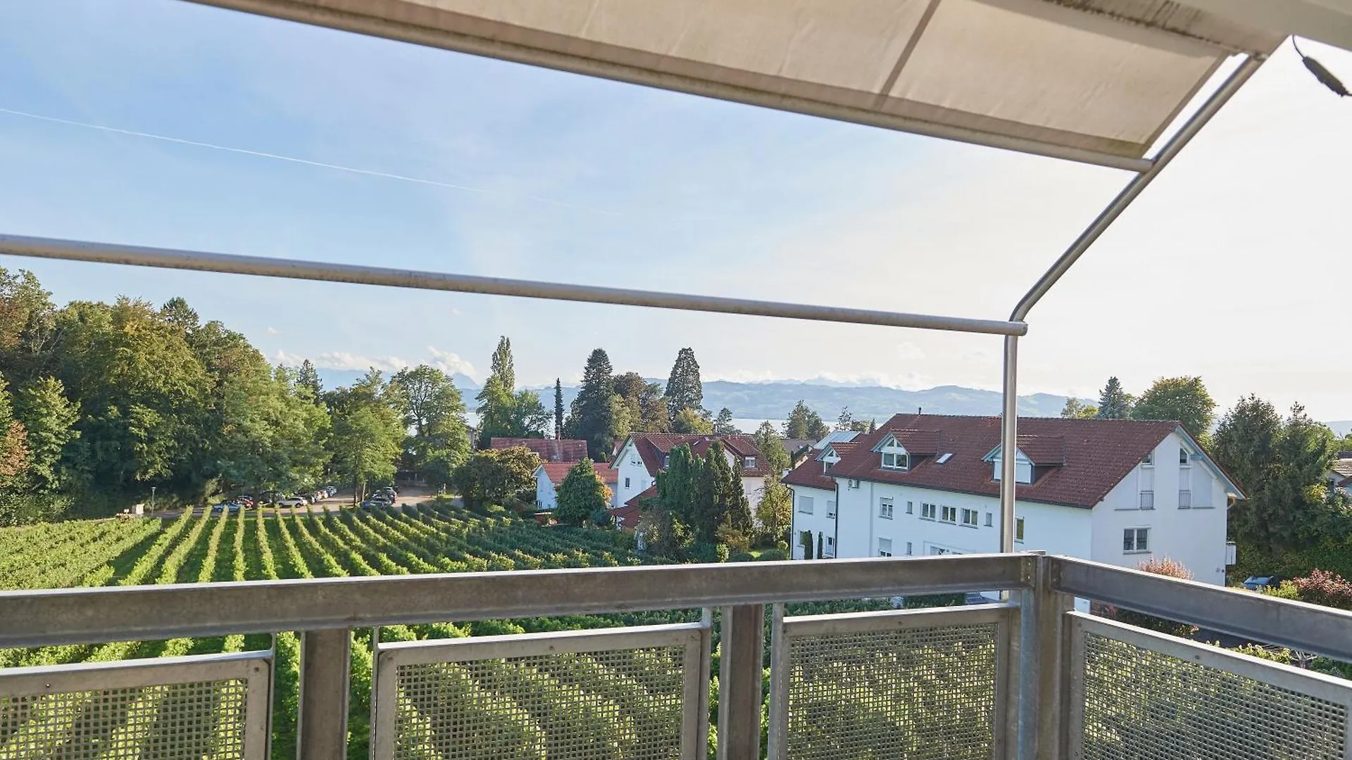Apartment Ferienwohnungen Weingut Deufel Lindau