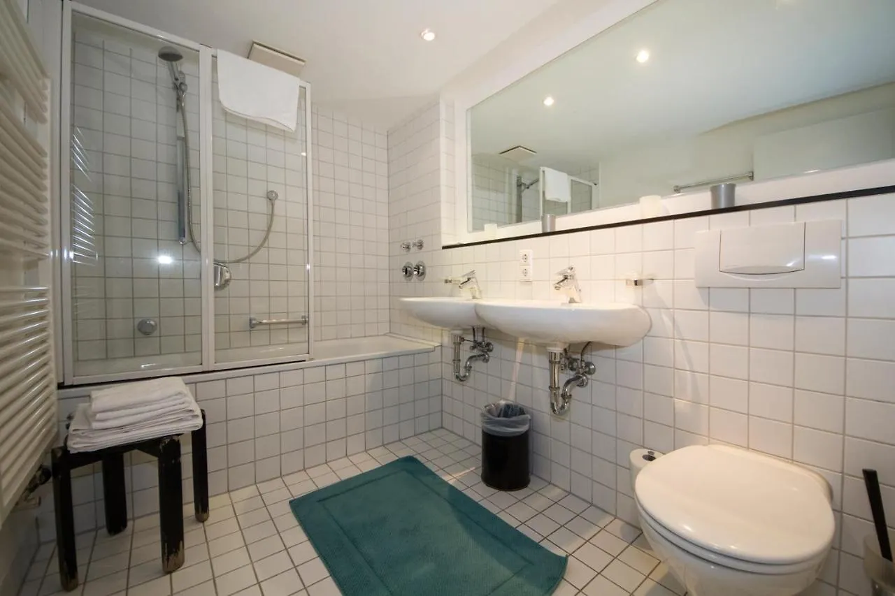 Apartment Ferienwohnungen Weingut Deufel Lindau